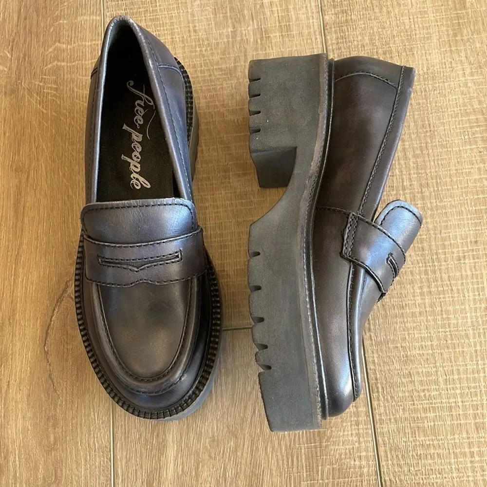 Free People Decker Penny Loafer Black Leather Lug Sole Platform EU 39 US 9